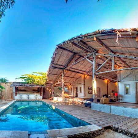 Villa Rumah Rinda กีลีตราวางัน ห้อง รูปภาพ