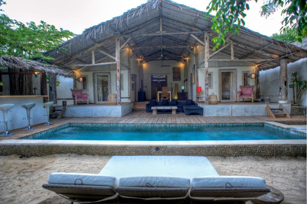 Villa Rumah Rinda กีลีตราวางัน ห้อง รูปภาพ