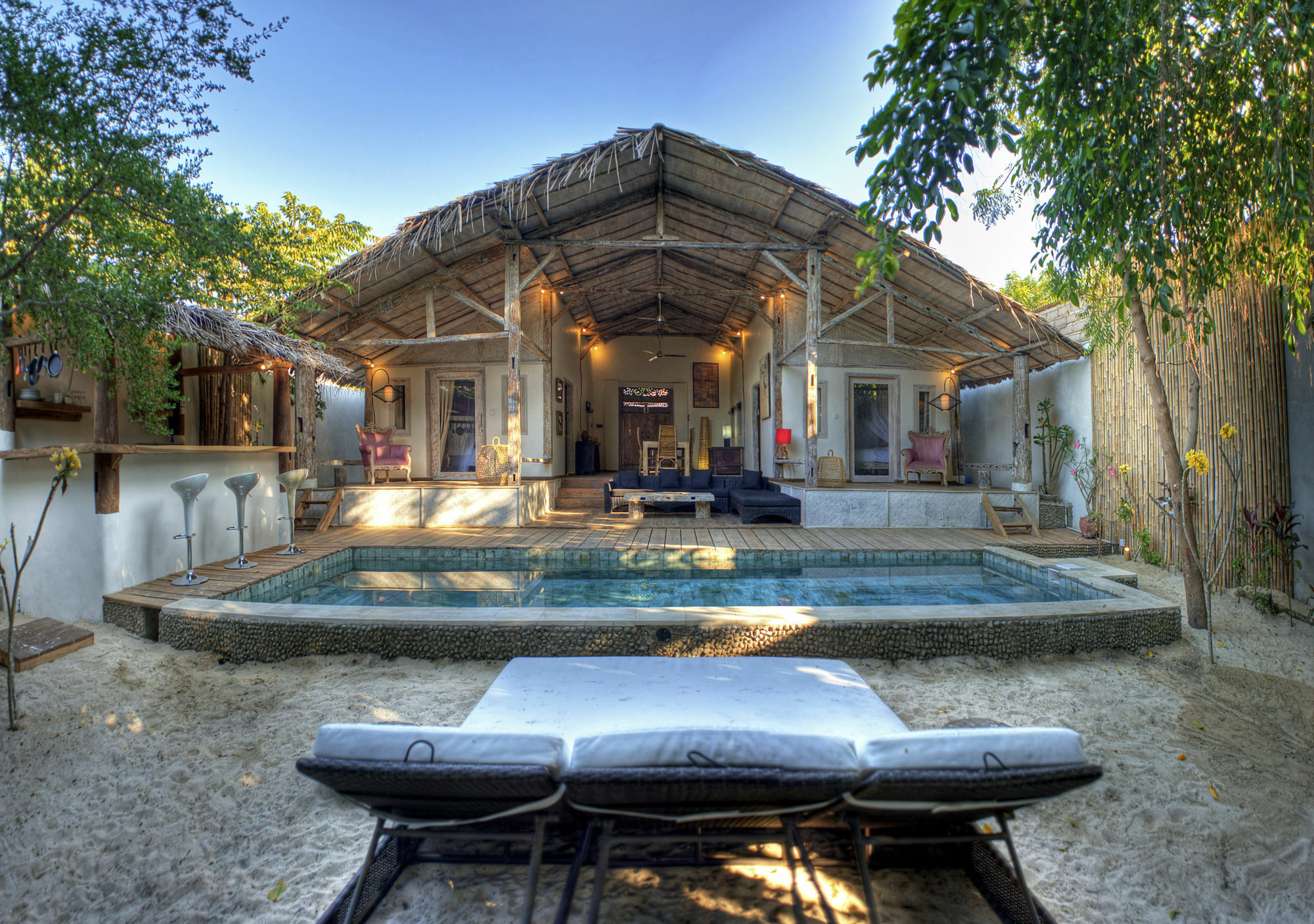 Villa Rumah Rinda กีลีตราวางัน ภายนอก รูปภาพ